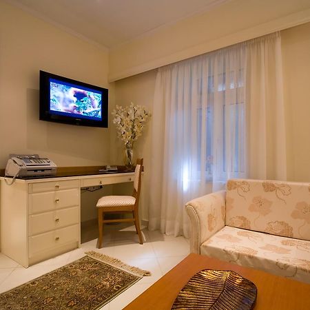 Andria Suites Ándros Exteriér fotografie