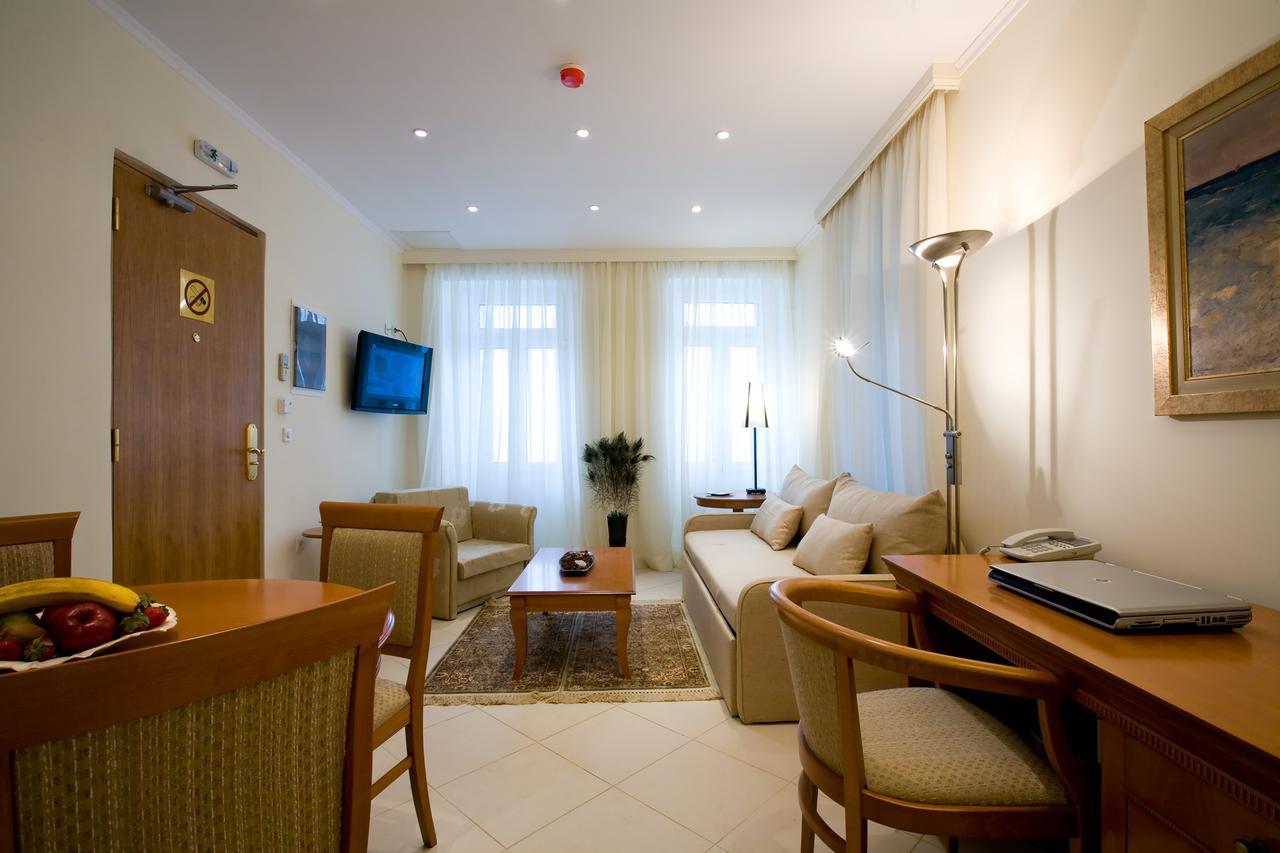 Andria Suites Ándros Exteriér fotografie